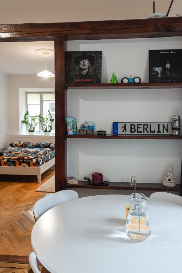 Berlin Apartment Lviv Exterior photo